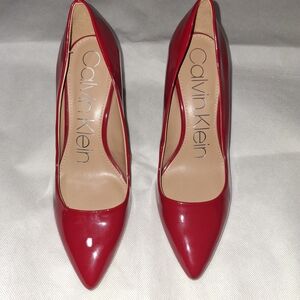 Calvin Klein Gayle Patent Leathet Heel Size 8